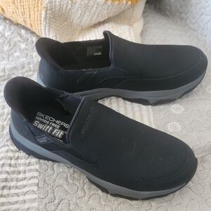Skechers Slip On Swift Fit